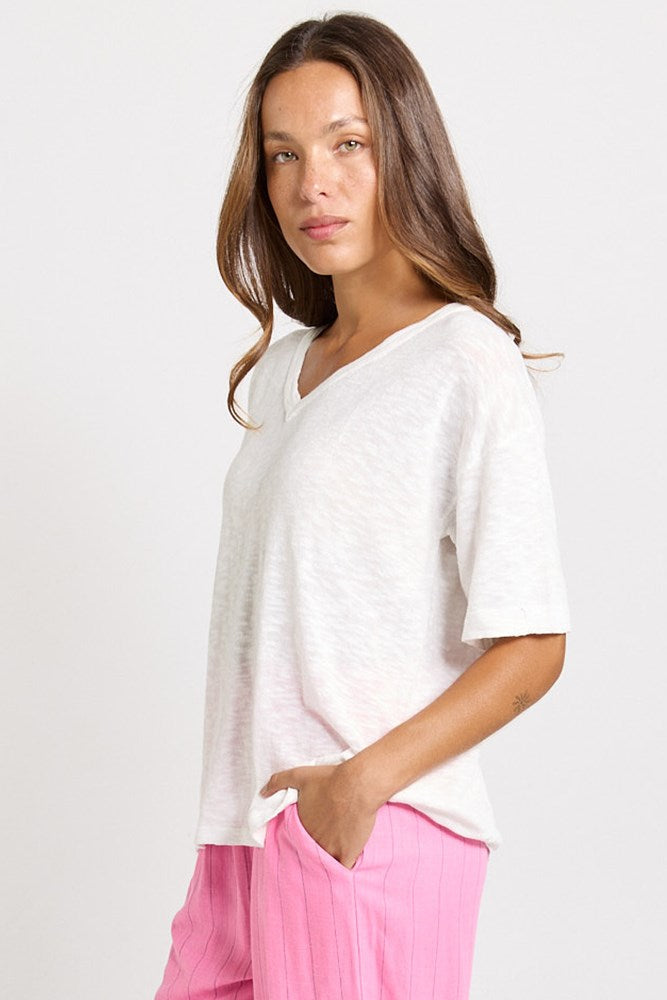 Betty Basics Aries V-Neck Top, White