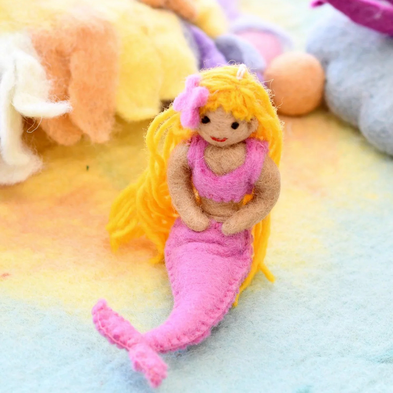 Felt Coral Mermaid Hanging - Pink Tail