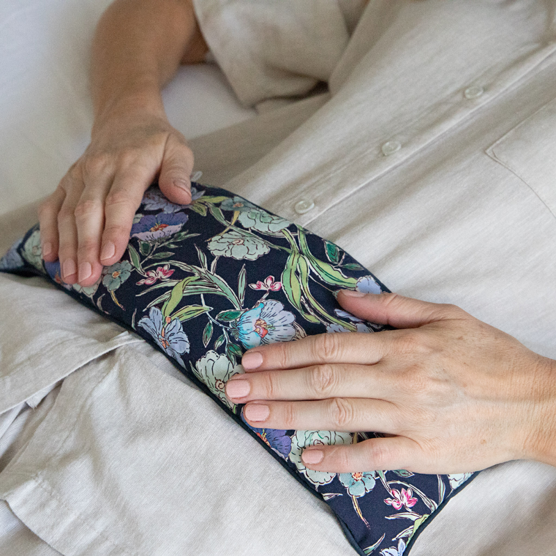 Heat Pillow - Fleur Ink Floral