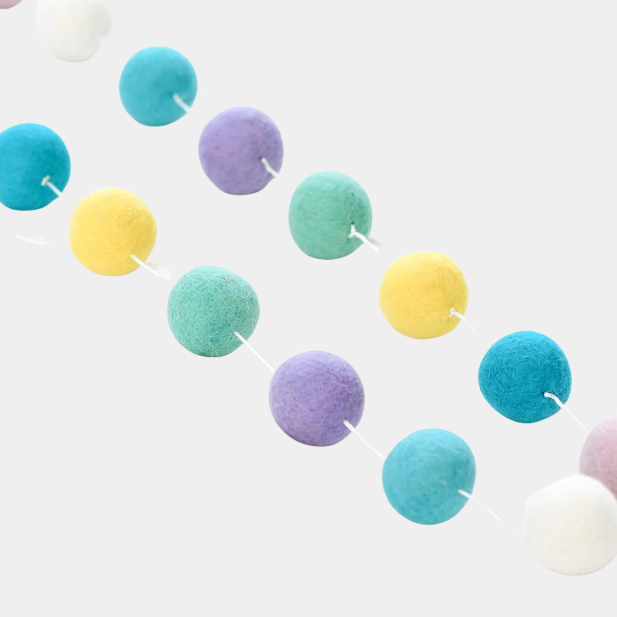 Pastel Pom Pom Garland