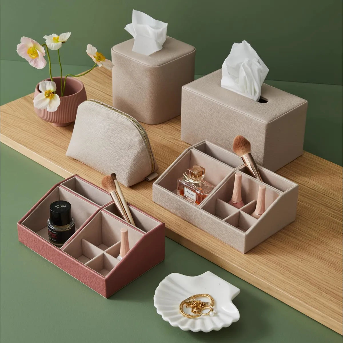 Aura Accessory & Cosmetic Holder - Rosewood - Pilbeam - Image 2