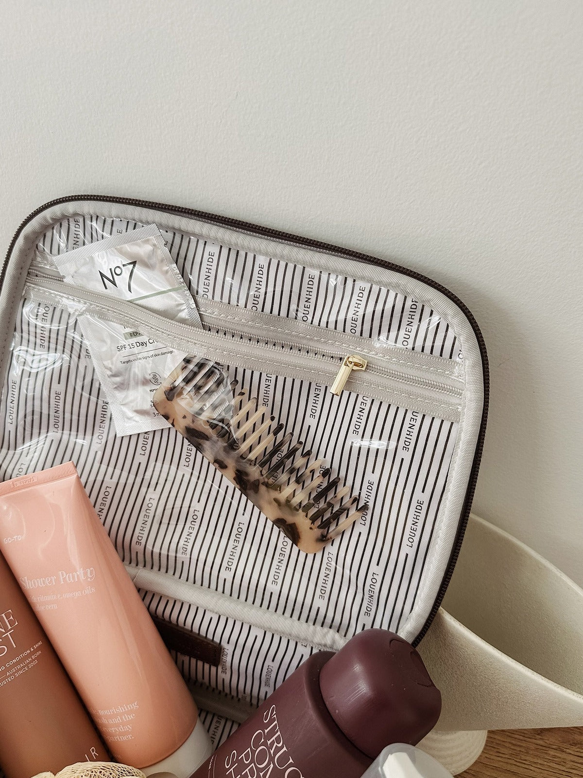 Baby Hepburn Cosmetic Case - Chocolate