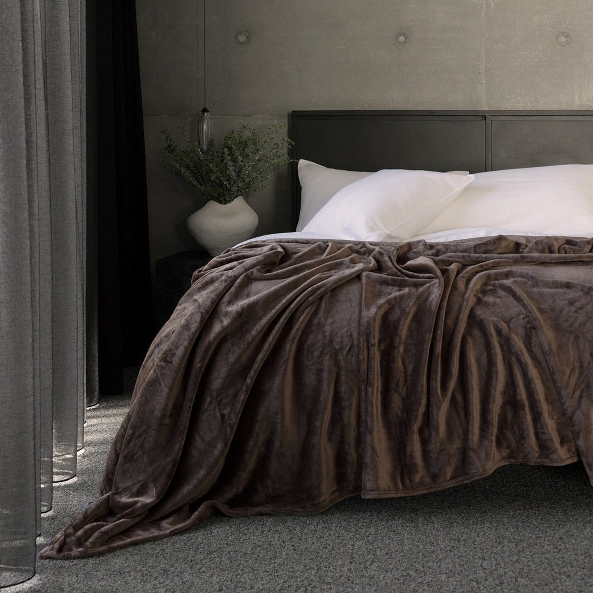 BamburyUltraplush Blanket - Chocolate | Single