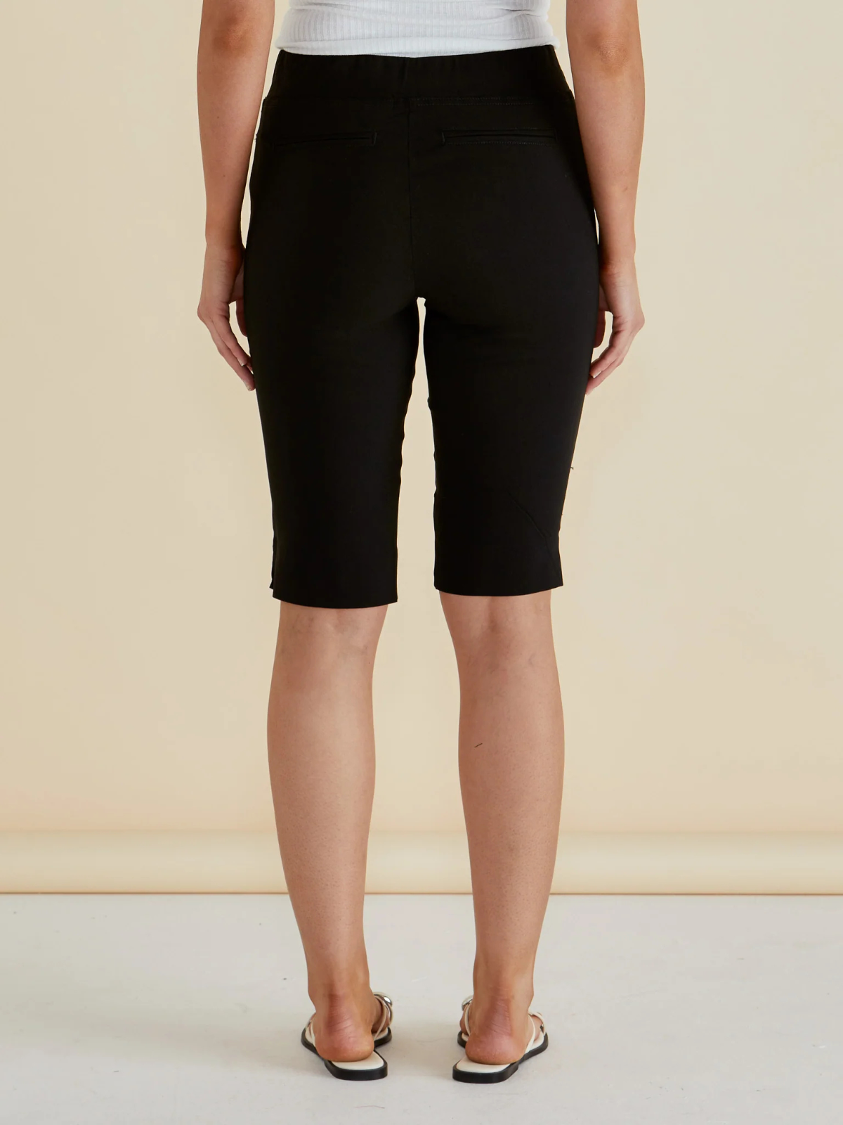 Bermuda Bengaline Short - Black - Betty Basics - Image 3