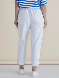 Betty BasicsBrooks Jean - Snow White
