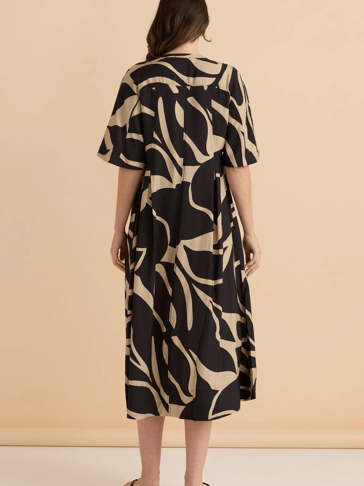 Betty BasicsCamille Dress - Monochrome Floral