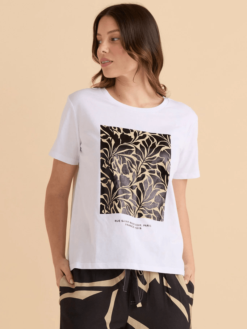 Betty BasicsEllia Crew Tee - Monochrome Floral