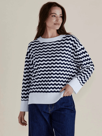 Betty BasicsEmber Knit Jumper - Navy Wave Stripe