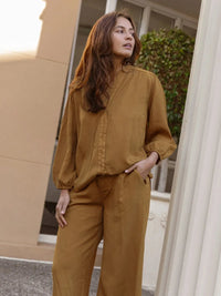 Betty BasicsLondon Lyocell Blouse - Tan