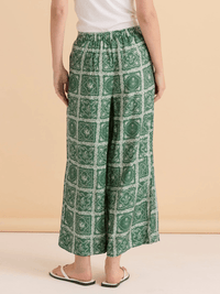 Betty BasicsPearl Polazzo Pant - Floral Tile Print
