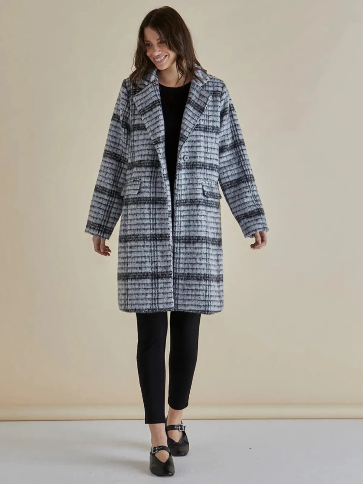 Betty BasicsWanda Coat - Mono Chrome