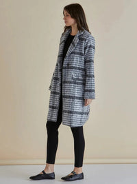 Betty BasicsWanda Coat - Mono Chrome