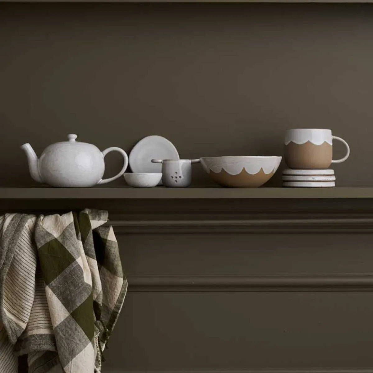 Breakfast In Bed Snow - My Mugs 4 Pack - Robert Gordon - Image 3