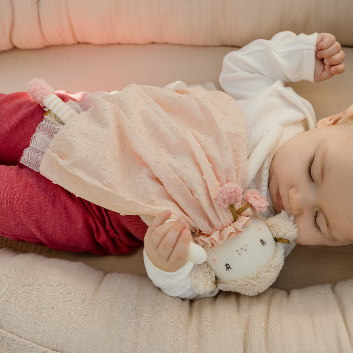 Comforter Fairy - Fehn - Image 3