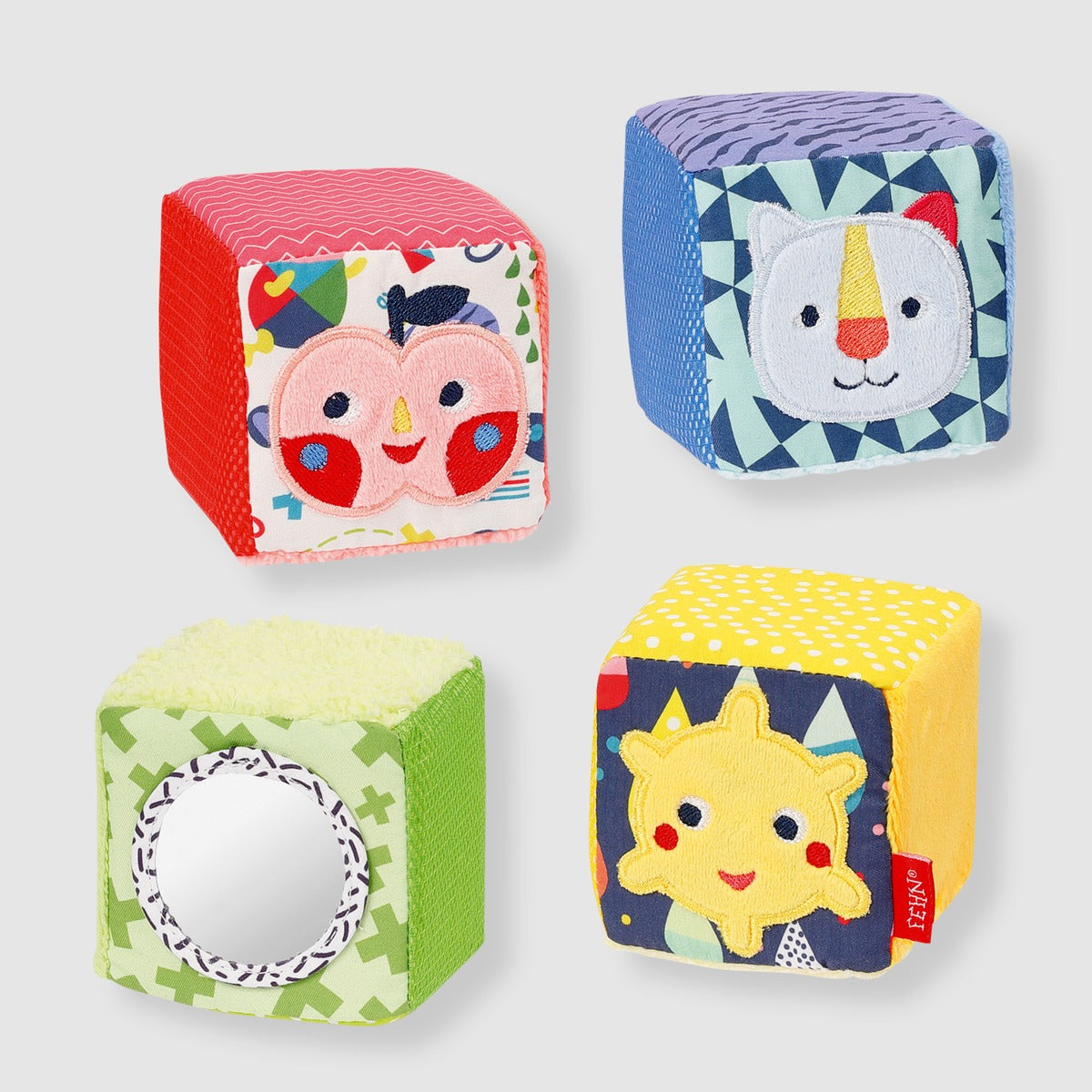 Set of 4 Cubes
