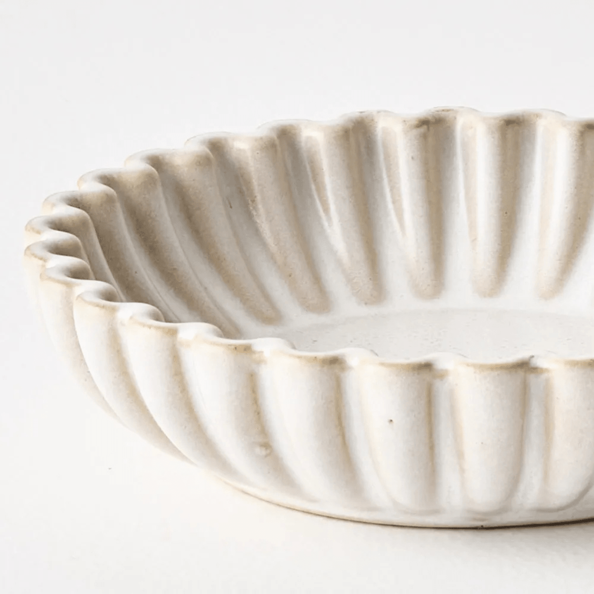 Floral InteriorsFelixia Dish - White