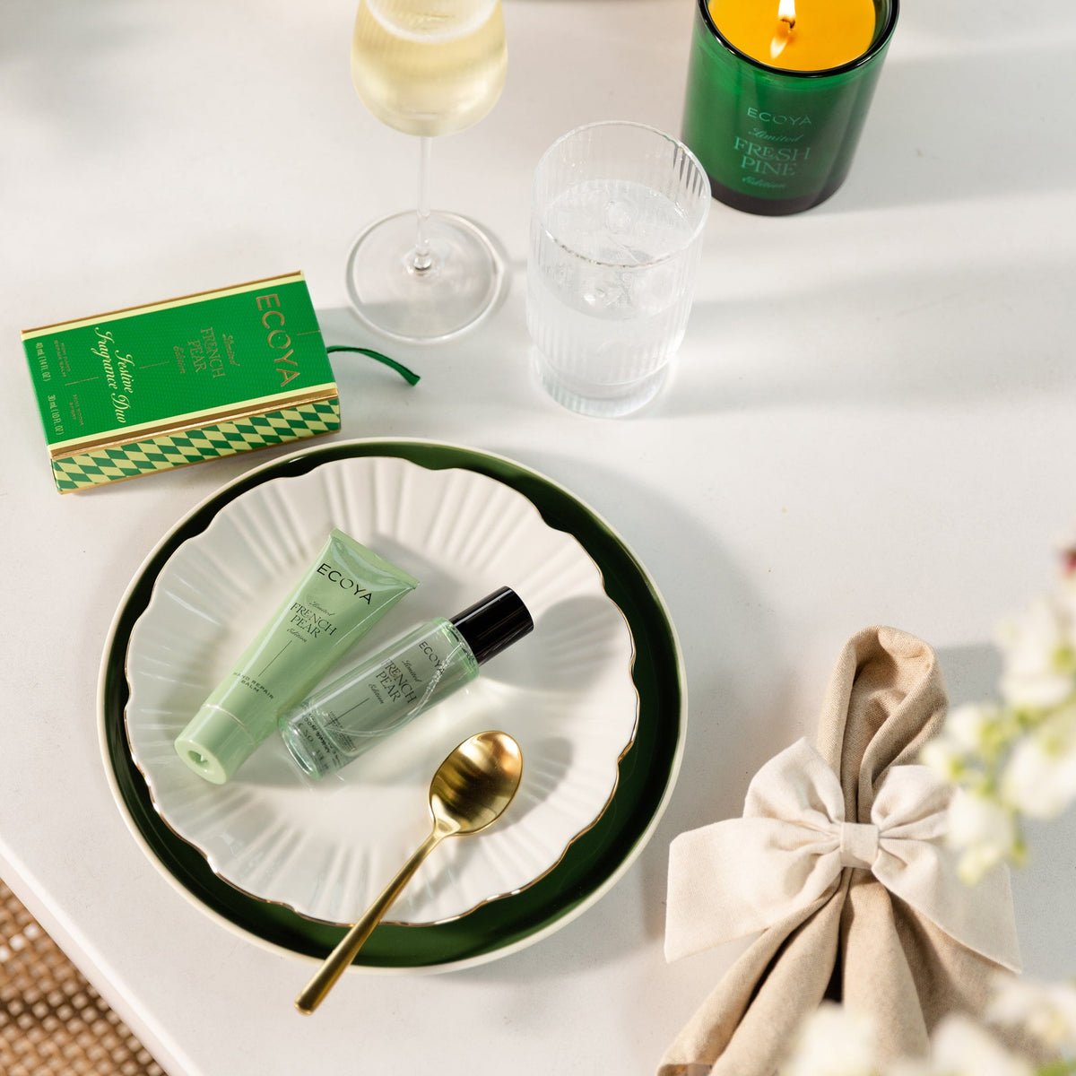Ecoya French Pear Festive Fragrance Duo
