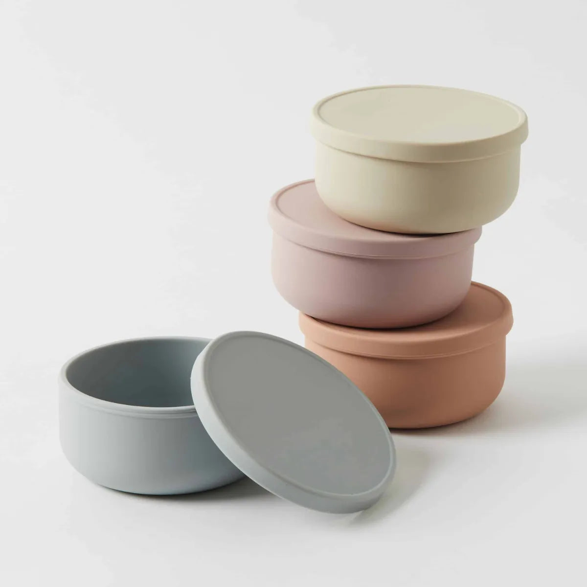 Henny Silicone Bowl with Lid - Almond - Pilbeam - Image 2