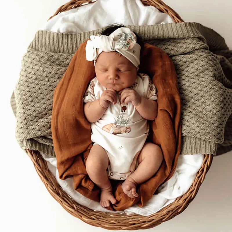 Kanga Short Sleeve Organic Bodysuit - Snuggle Hunny - Image 1