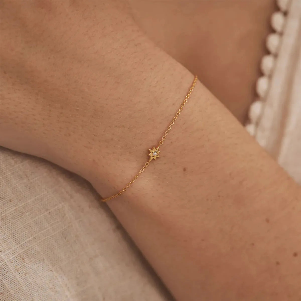 Lucida Star Bracelet Gold - Midsummer Star - Image 2