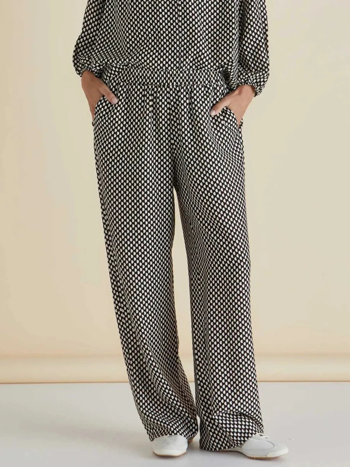 Marilyn Pant - Chocolate - Betty Basics - Image 2