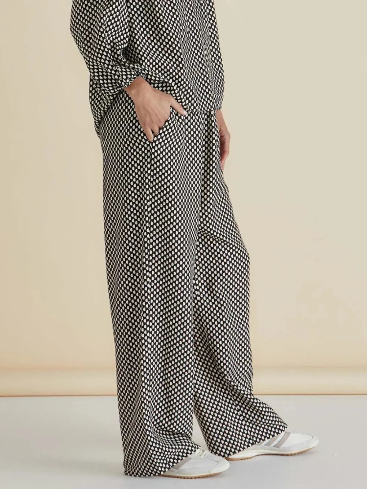 Marilyn Pant - Chocolate - Betty Basics - Image 3