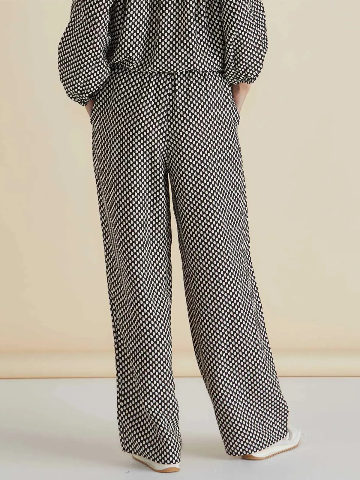 Marilyn Pant - Chocolate - Betty Basics - Image 4