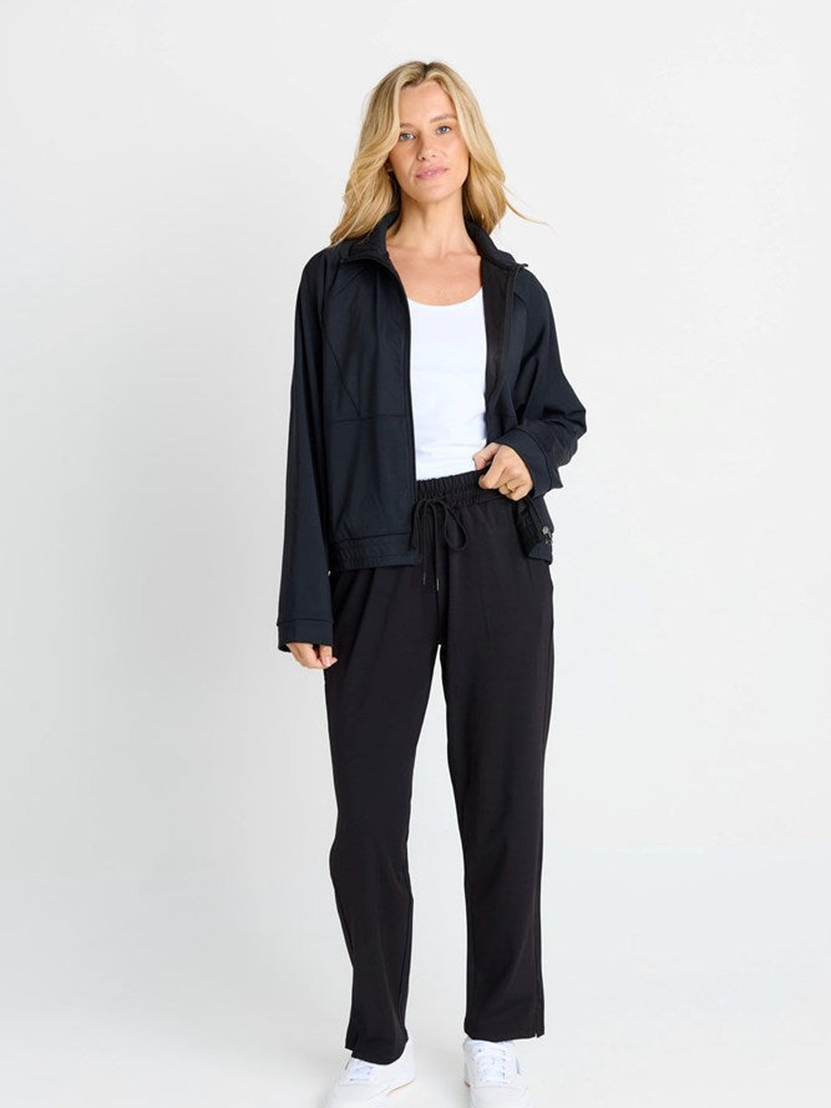 Milla Travel Jacket - Black
