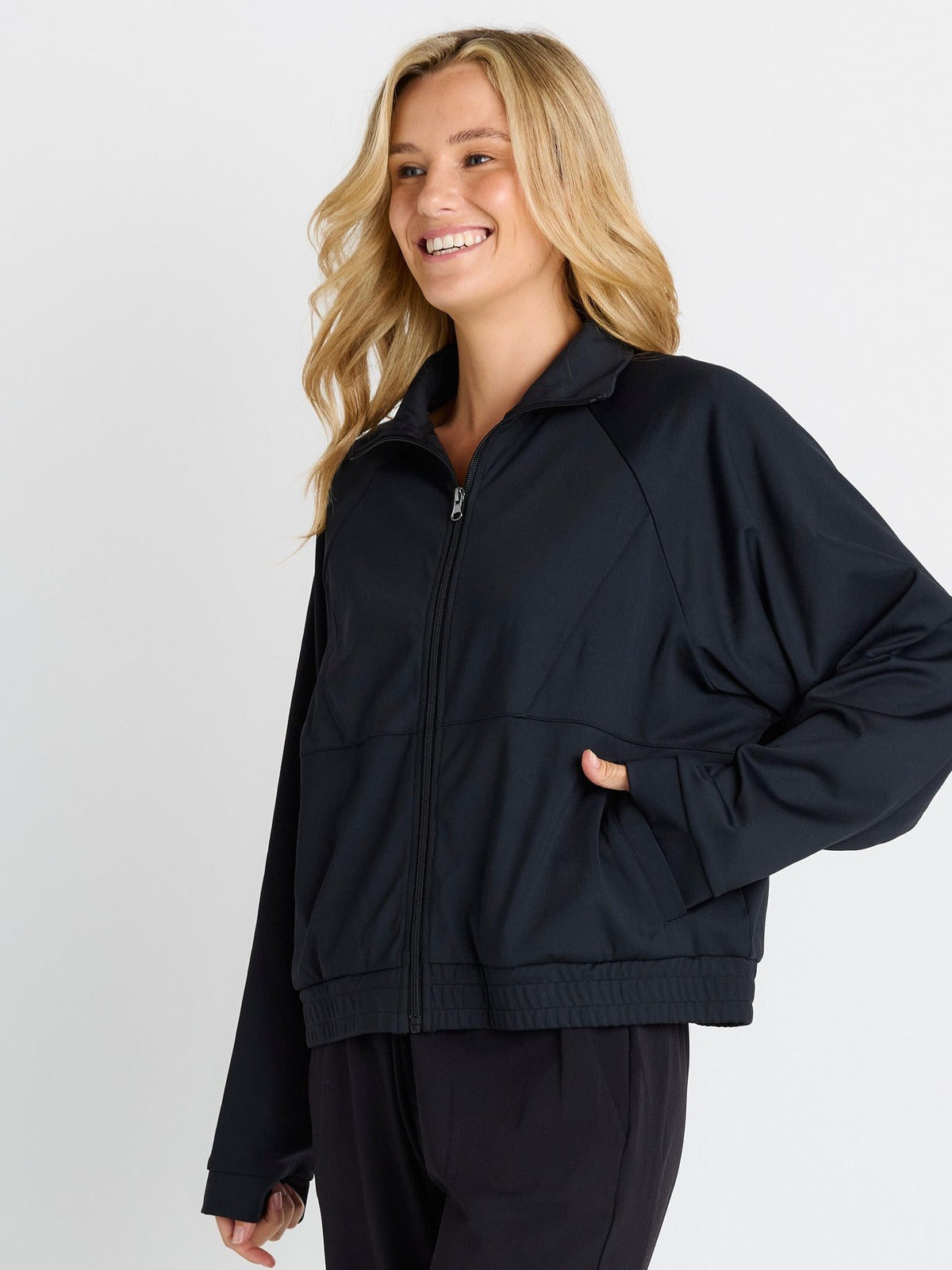 Milla Travel Jacket - Black