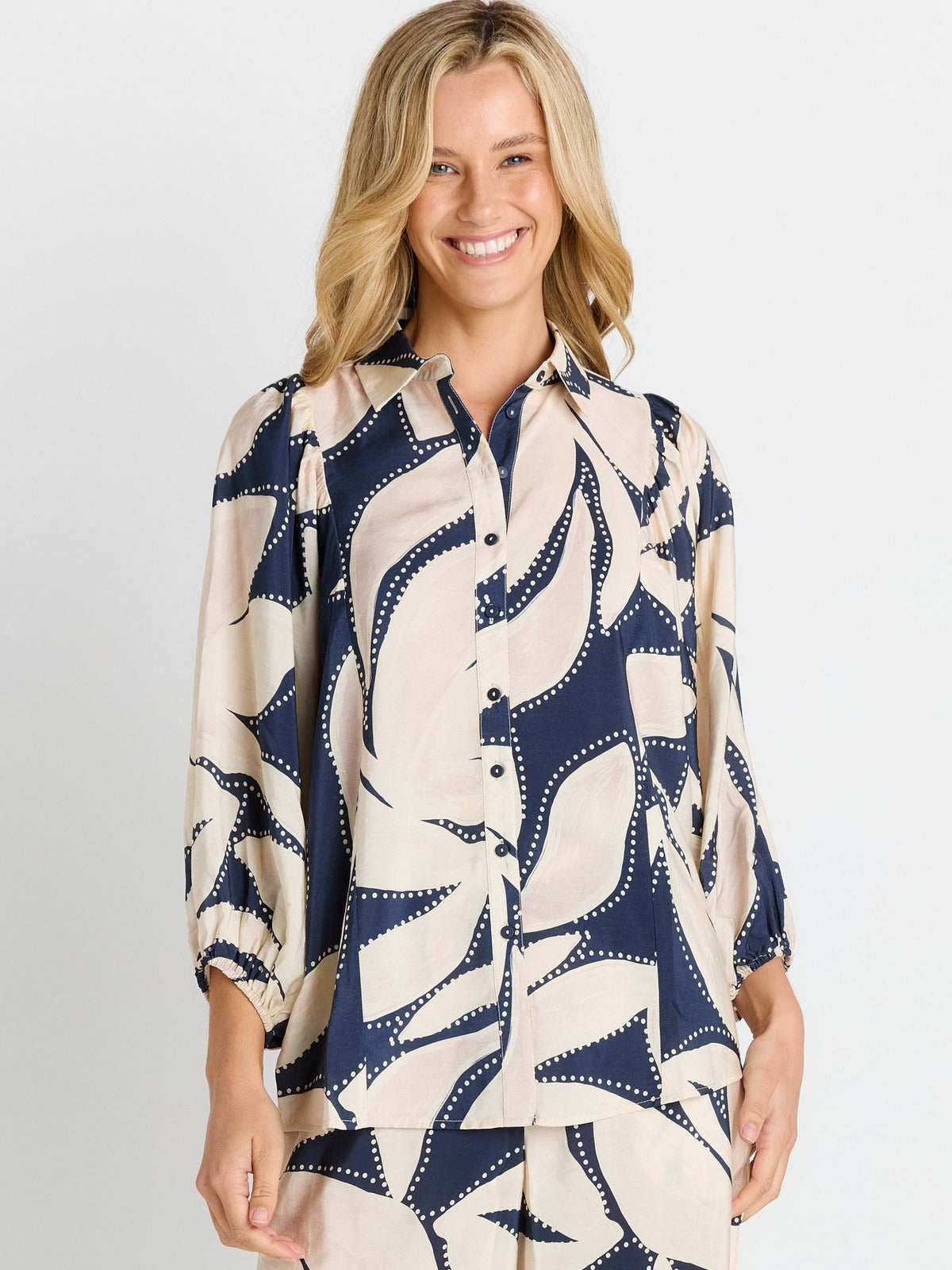 Nova Shirt - Navy Floral Print