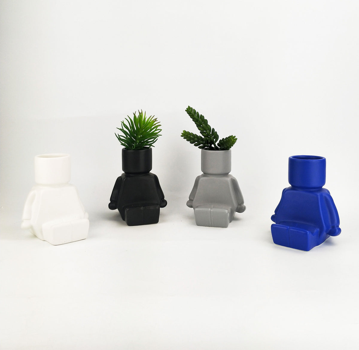 Block Man Sitting - Grey