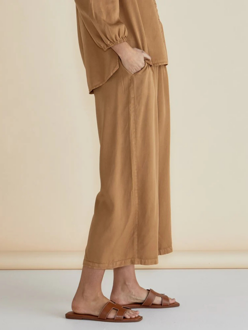 Rio Relaxed Pant - Tan