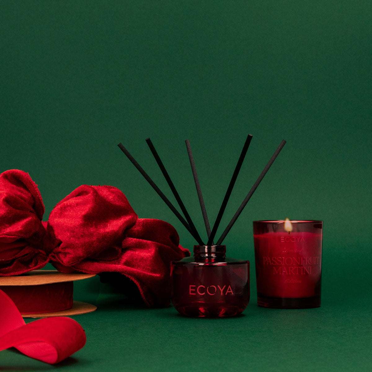 Ecoya Passionfruit Martini Mini Madison Candle