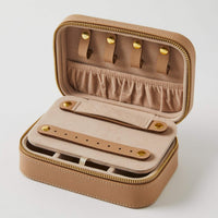 Pilbeam LivingCalla Jewellery Case - Nude