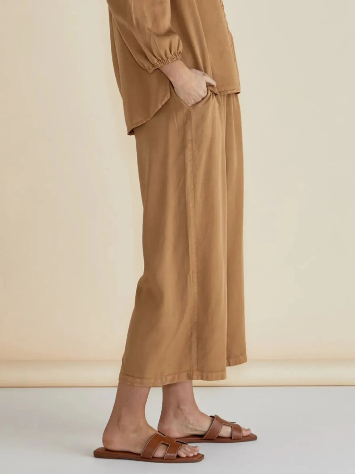 Rio Relaxed Pant - Tan - Betty Basics - Image 2