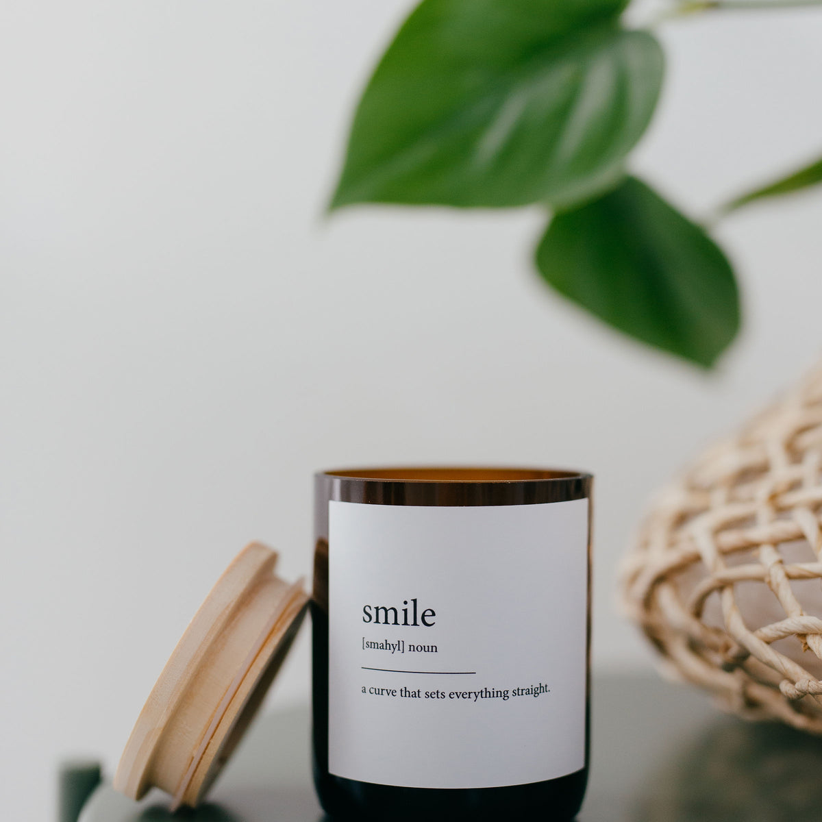 Commonfolk Collective Smile, Dictionary Candle
