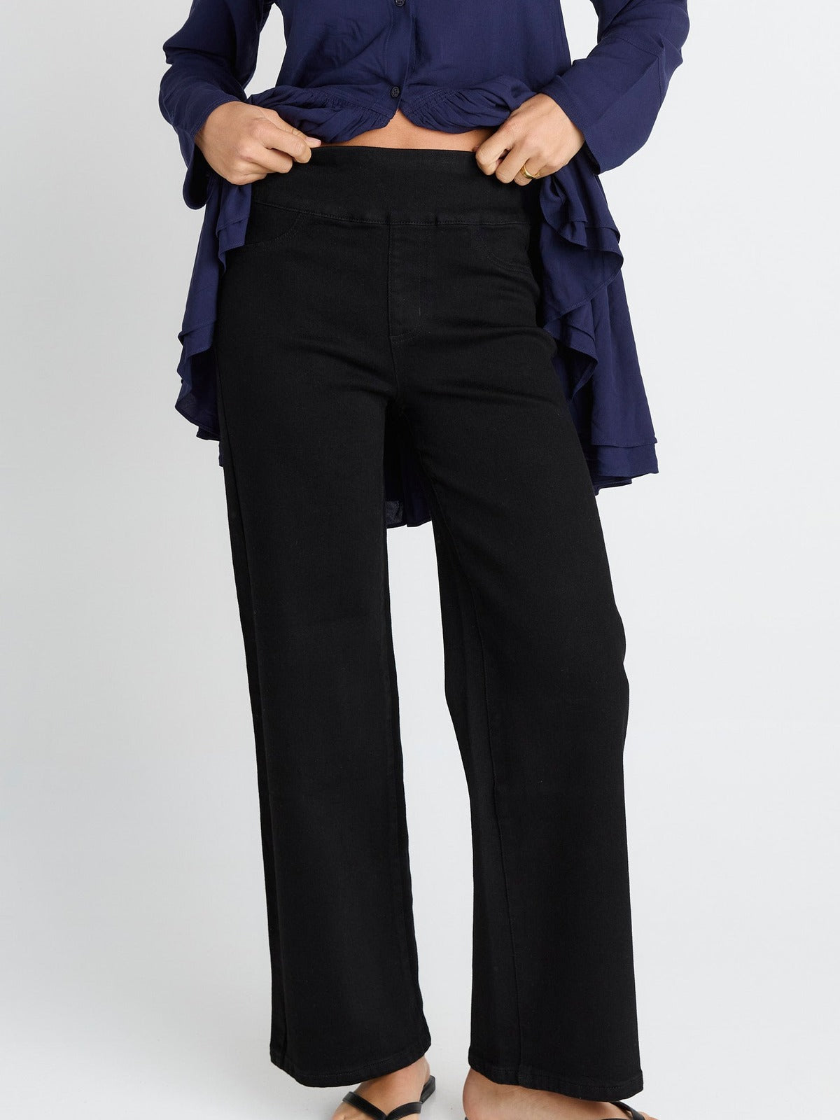 Straight Stretch Jean - Black