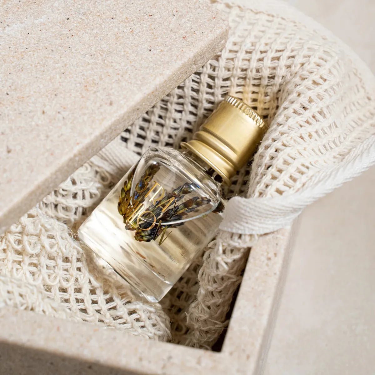 Stray WillowEssential Oil Perfume Roller - Gentle Days