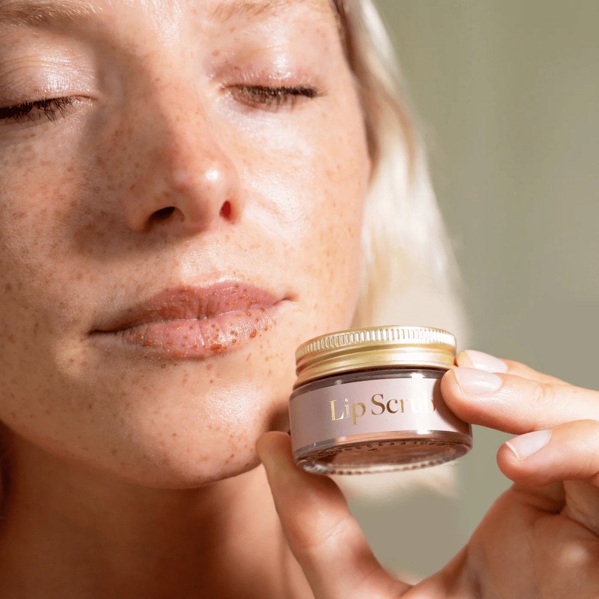 Stray WillowLip Scrub