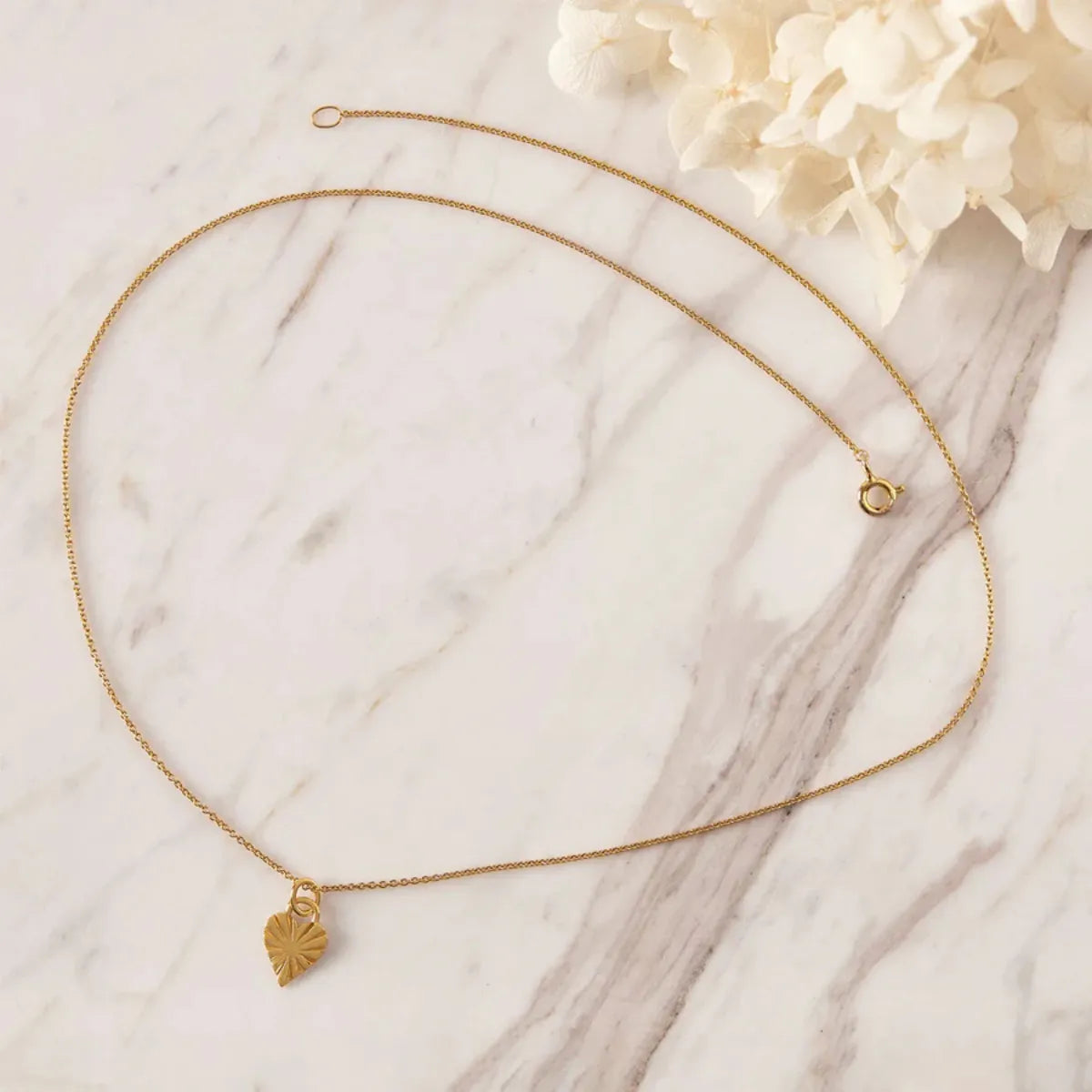 Sweetheart Necklace Gold - Midsummer Star - Image 4