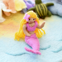 Tara TreasuresFelt Coral Mermaid Hanging - Pink Tail