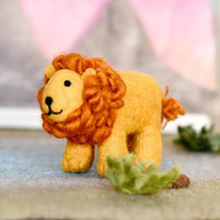 Tara TreasuresFelt Safari Lion Toy