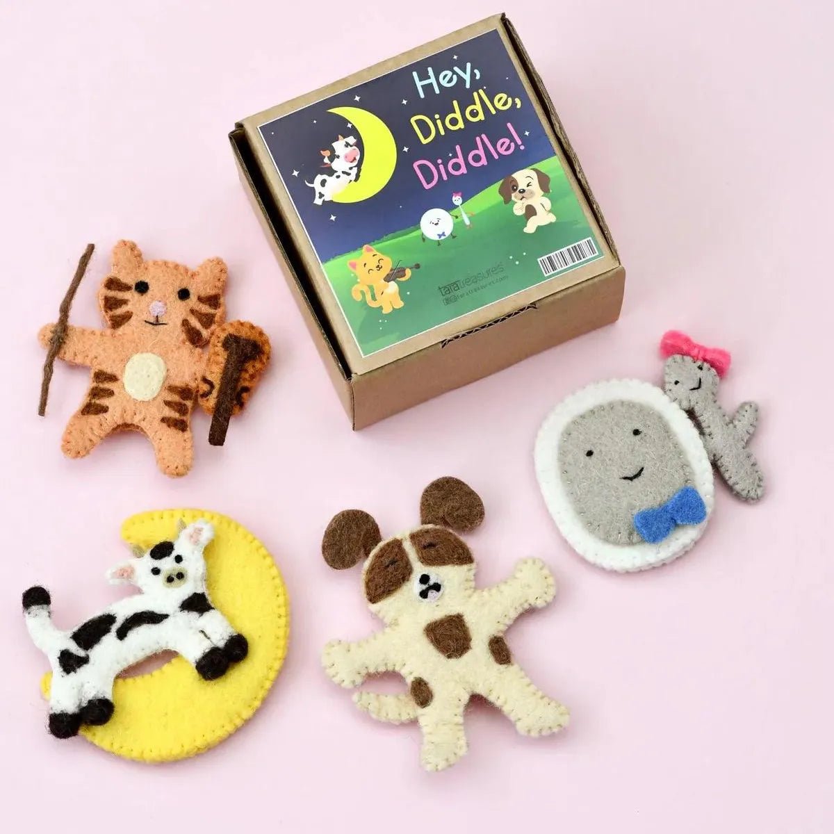 Tara TreasuresHey Diddle Diddle Finger Puppet Set