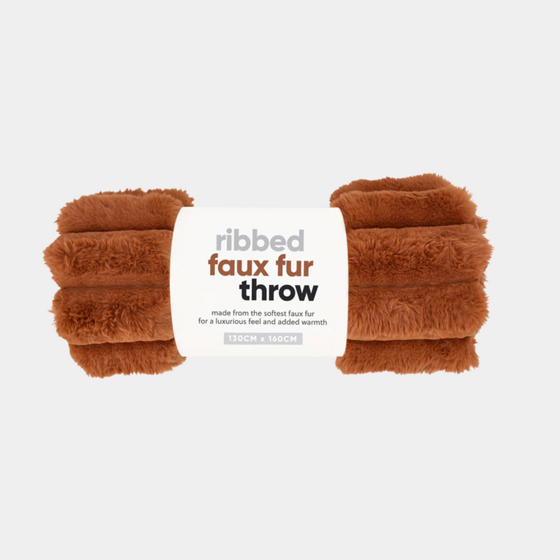 Throw Ribbed Fur - Toffee - Annabel Trends - Image 1