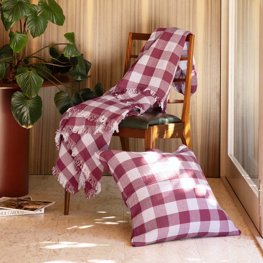 Bambury Willow Square Cushion, Berry